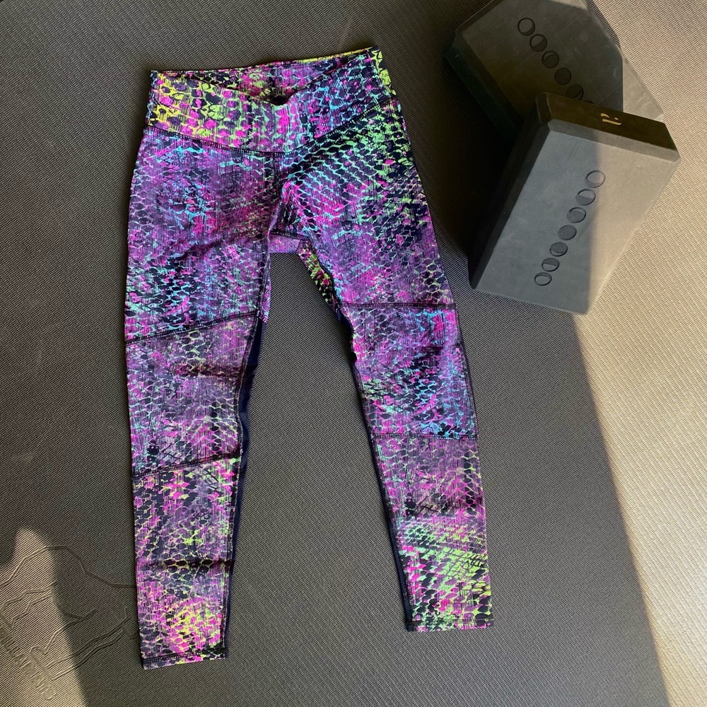 NUALIME 3/4 LEGGINGS - S